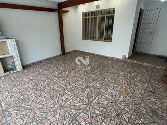 Sobrado com 171m² 2 quartos e 2 banheiros, para alugar, no bairro Km 18 em Osasco