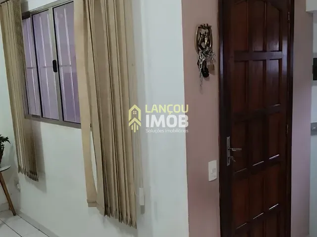 Sobrado com 120m² 3 quartos e 2 banheiros, à venda, no bairro Conjunto Habitacional São José em Campo Limpo Paulista