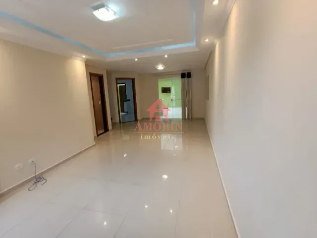 Sobrado com 156m² 3 quartos e 4 banheiros, para alugar, no bairro Campo Comprido em Curitiba
