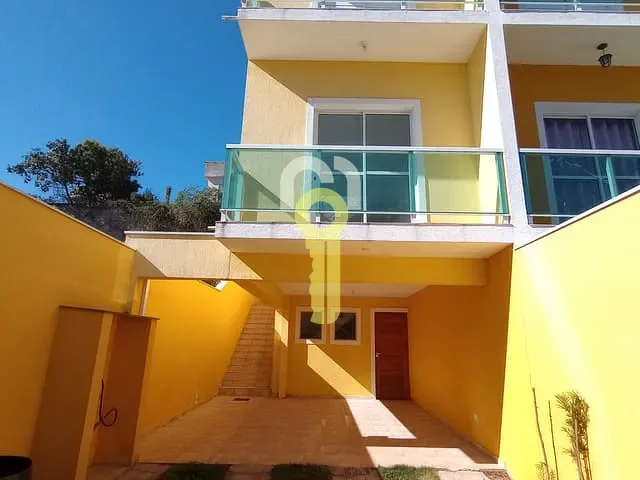 Sobrado com 130m² 3 quartos e 3 banheiros, à venda, no bairro Jardim Rio das Pedras em Cotia