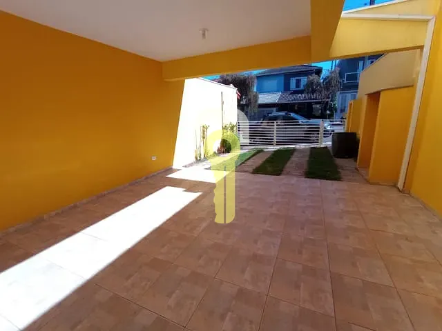 Sobrado com 130m² 3 quartos e 3 banheiros, à venda, no bairro Jardim Rio das Pedras em Cotia
