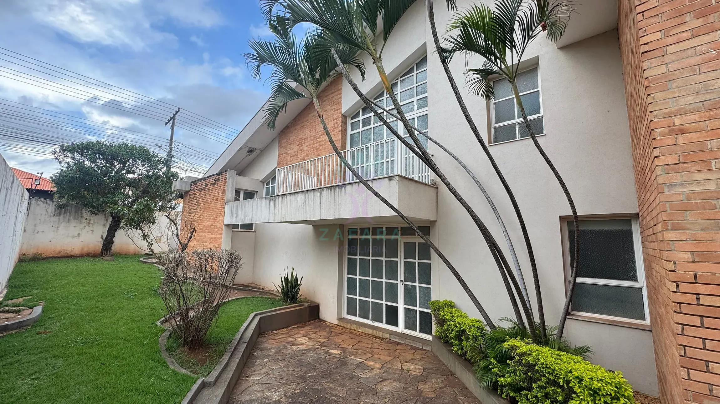 Sobrado, 1 quarto, 350 m² - Foto 1