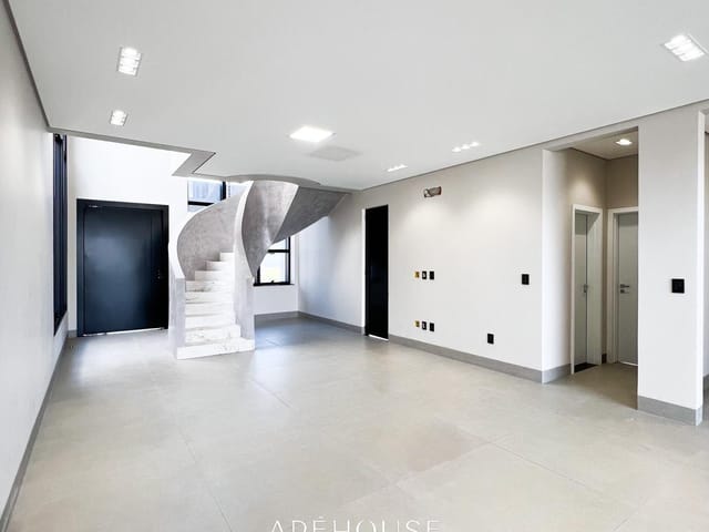 Foto do Sobrado - Sobrado alto padrão no Condomínio Vale das Araras – 374m², 3 suítes, piscina, sauna, gourmet, semi mobiliado, pronto para morar! | ApêHouse | Imobi