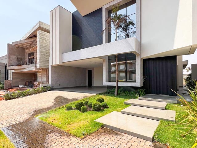 Foto do Sobrado - Sobrado alto padrão no Condomínio Vale das Araras – 374m², 3 suítes, piscina, sauna, gourmet, semi mobiliado, pronto para morar! | ApêHouse | Imobi