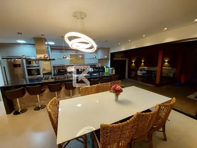 Sobrado com 300m² 3 quartos e 5 banheiros, à venda, no bairro Jardim Residencial Dona Maria José em Indaiatuba