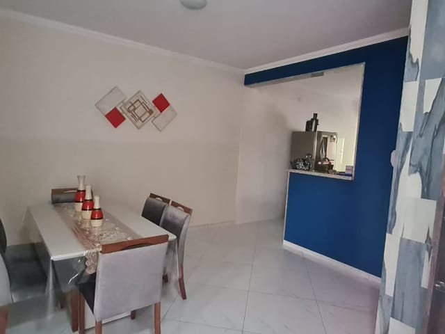 Sobrado com 200m² 3 quartos e 4 banheiros, à venda, no bairro Residencial Parque das Palmeiras em Pindamonhangaba