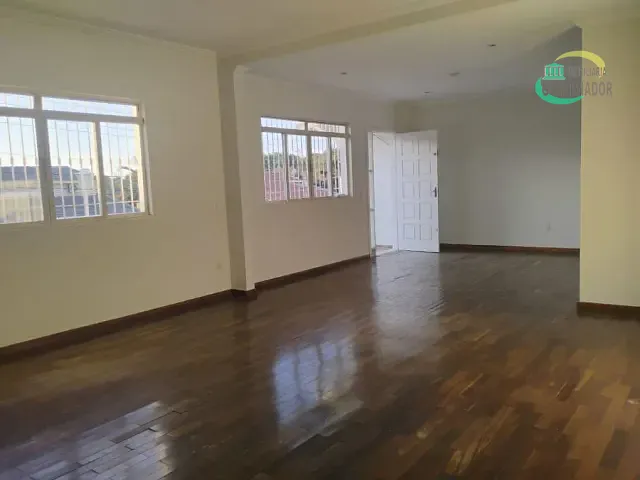 Sobrado com 250m² 3 quartos e 4 banheiros, para alugar, no bairro Jardim Chapadão em Campinas