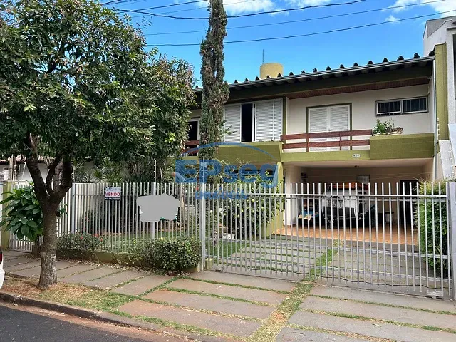 Sobrado com 360m² 4 quartos e 4 banheiros, à venda, no bairro Araxá em Londrina
