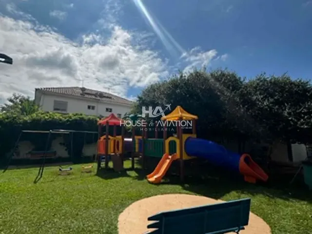 Sobrado 3 quartos e 3 banheiros, à venda, no bairro Residencial Alphaville Flamboyant em Goiânia