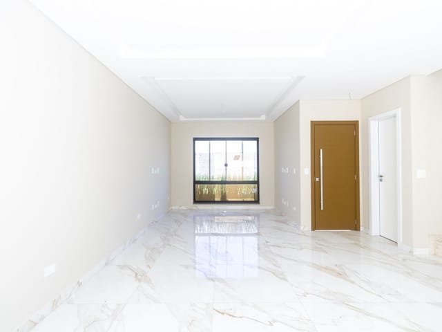 Sobrado com 134m² 3 quartos e 4 banheiros, à venda, no bairro Jardim das Américas em Curitiba