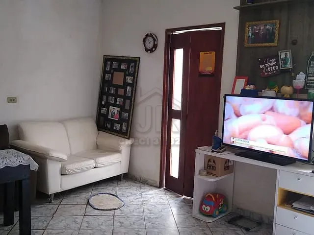Sobrado com 149m² 3 quartos e 2 banheiros, à venda, no bairro Jardim Cerqueira Leite em Mauá