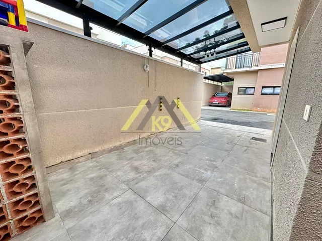 Sobrado com 125m² 3 quartos e 3 banheiros, à venda, no bairro Santa Cândida em Curitiba