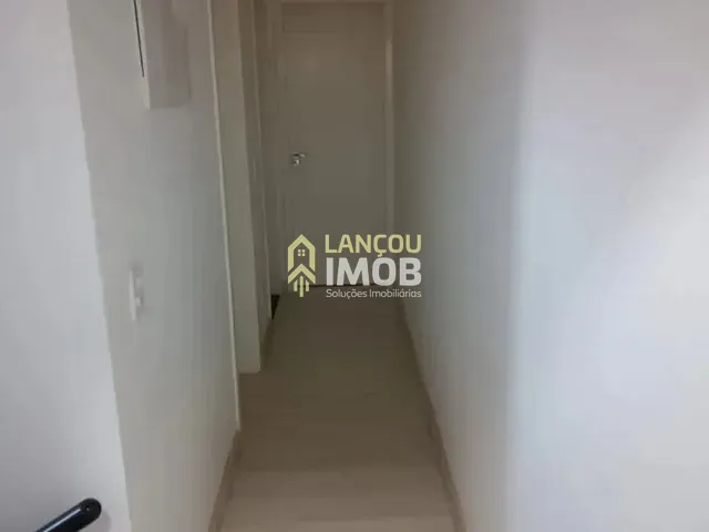 Sobrado 3 quartos e 1 banheiro, à venda ou para alugar, no bairro Jardim das Carpas em Jundiaí