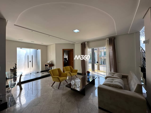 Sobrado com 434m² 4 quartos e 5 banheiros, para alugar, no bairro Cidade Vera Cruz em Aparecida de Goiânia