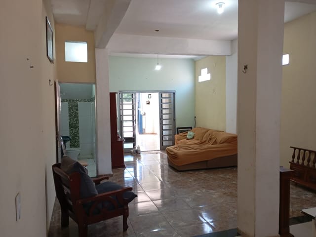 Sobrado 2 quartos e 2 banheiros, à venda, no bairro Residencial e Comercial Laerte Asumpção em Pindamonhangaba