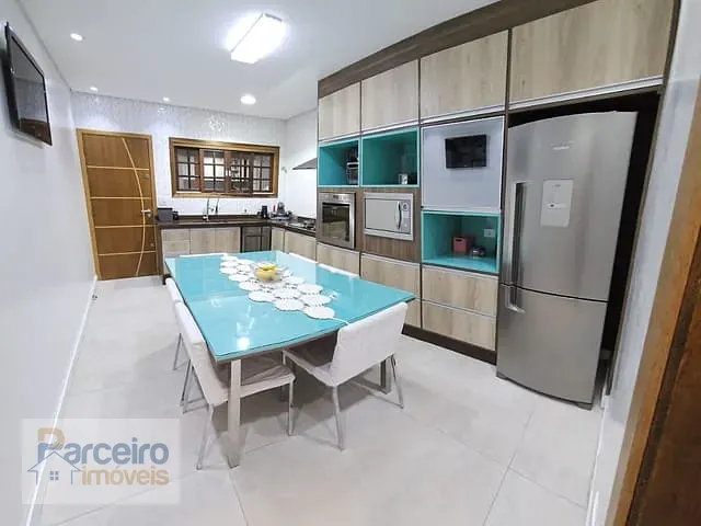 Casa com 192m² 2 quartos e 1 banheiro, à venda, no bairro Jardim Tietê em São Paulo