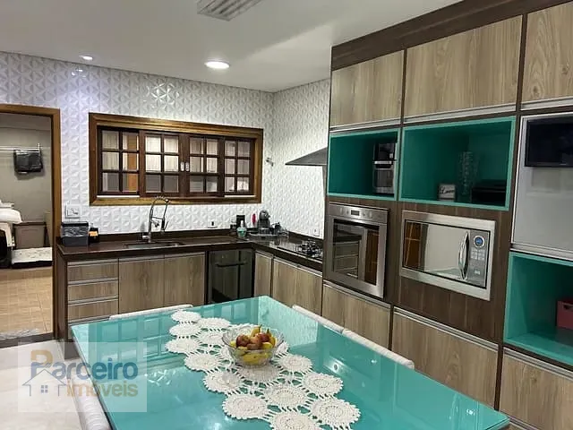 Casa com 192m² 2 quartos e 1 banheiro, à venda, no bairro Jardim Tietê em São Paulo