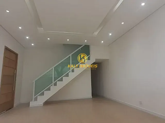 Sobrado com 120m² 3 quartos e 3 banheiros, à venda, no bairro Vila Monumento em São Paulo