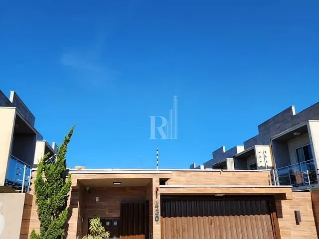 Sobrado 2 quartos e 2 banheiros, à venda, no bairro Santa Luzia em Tijucas