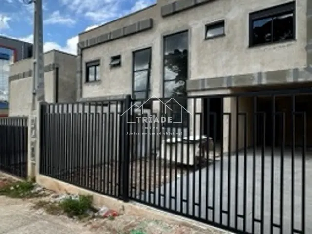 Sobrado 3 quartos e 3 banheiros, à venda, no bairro Capela Velha em Araucária