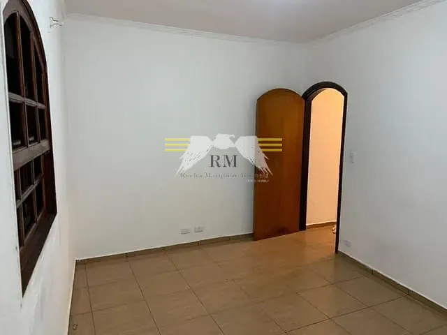 Sobrado com 150m² 3 quartos e 1 banheiro, à venda, no bairro Jardim Piqueroby em São Paulo