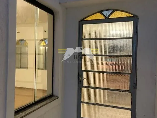 Sobrado com 150m² 3 quartos e 1 banheiro, à venda, no bairro Jardim Piqueroby em São Paulo