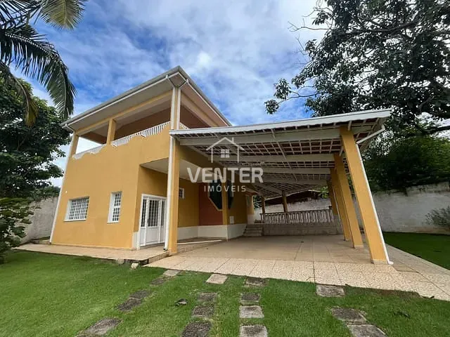 Sobrado 4 quartos e 4 banheiros, à venda, no bairro Granjas Rurais Reunidas São Judas Tadeu em Taubaté