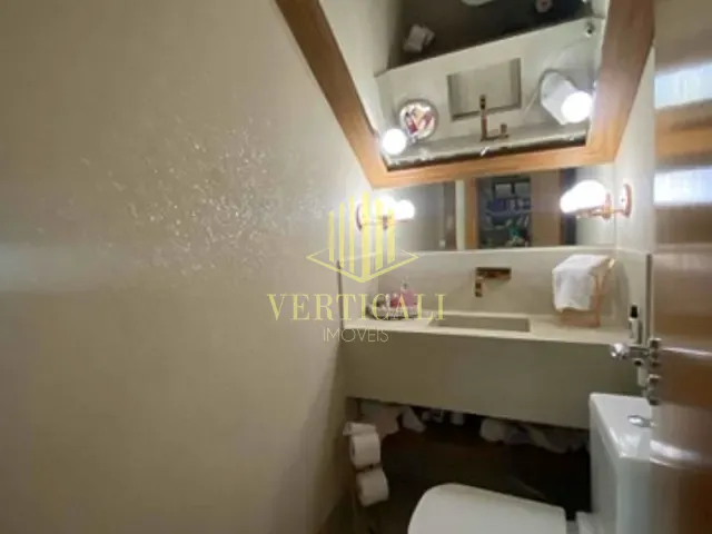 Sobrado com 300m² 3 quartos e 3 banheiros, à venda, no bairro Ribeirão do Lipa em Cuiabá