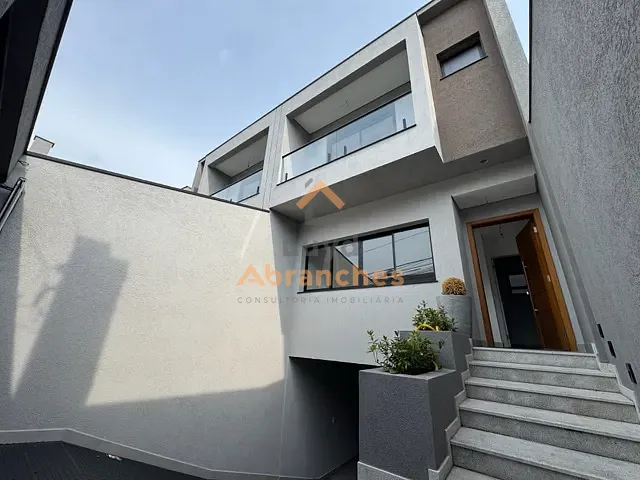 Sobrado com 224m² 3 quartos e 5 banheiros, à venda, no bairro Jardim Felicidade (Zona Oeste) em São Paulo
