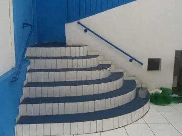 Sobrado à venda ou para alugar, no bairro Vila Moraes em São Paulo