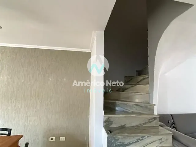 Sobrado com 130m² 4 quartos e 2 banheiros, à venda, no bairro Santa Paula em São Caetano do Sul