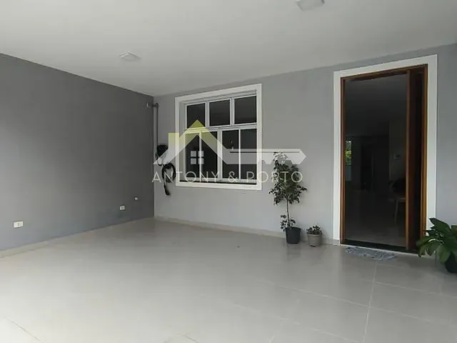 Sobrado com 323m² 3 quartos e 4 banheiros, à venda, no bairro Torres de Tibagi em Guarulhos