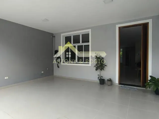 Sobrado com 323m² 3 quartos e 4 banheiros, à venda, no bairro Torres de Tibagi em Guarulhos
