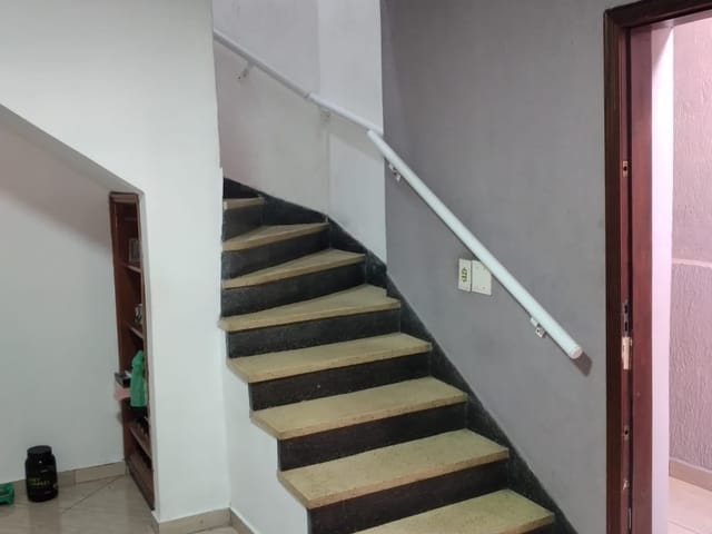Sobrado 3 quartos e 3 banheiros, à venda, no bairro Parque Erasmo Assunção em Santo André