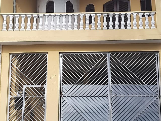 Sobrado 3 quartos e 1 banheiro, à venda, no bairro Jardim Imperador (Zona Leste) em São Paulo