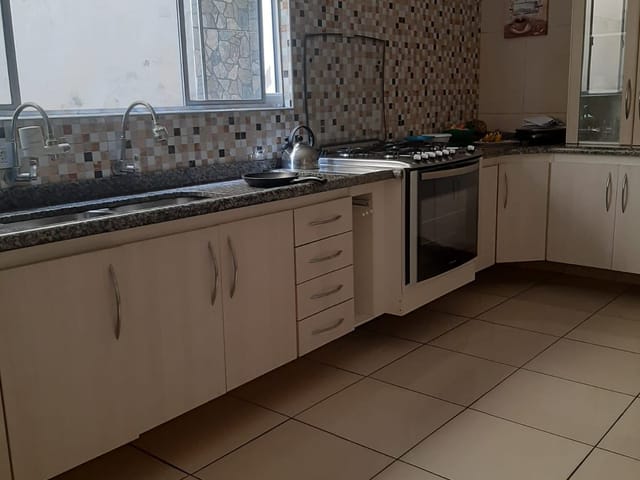 Sobrado 3 quartos e 1 banheiro, à venda, no bairro Jardim Imperador (Zona Leste) em São Paulo