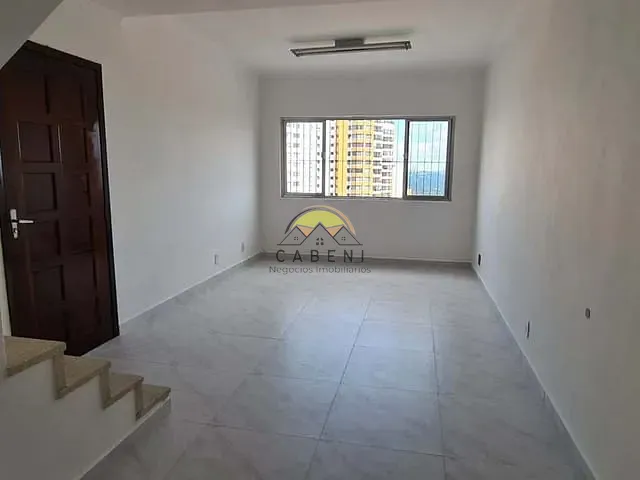 Sobrado com 279m² 3 quartos e 2 banheiros, à venda ou para alugar, no bairro Vila Madalena em São Paulo
