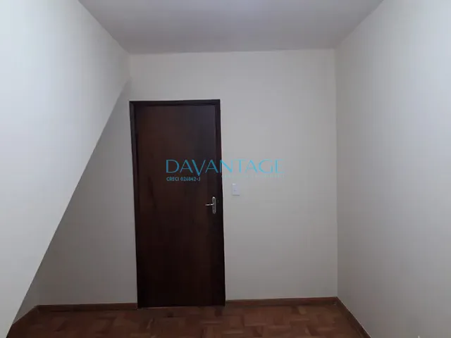 Sobrado com 88m² 2 quartos e 2 banheiros, para alugar, no bairro Vila Zat em São Paulo