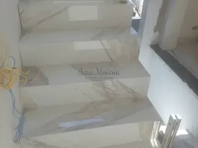 Sobrado com 125m² 3 quartos e 3 banheiros, à venda, no bairro Sítio Boa Vista em Cotia