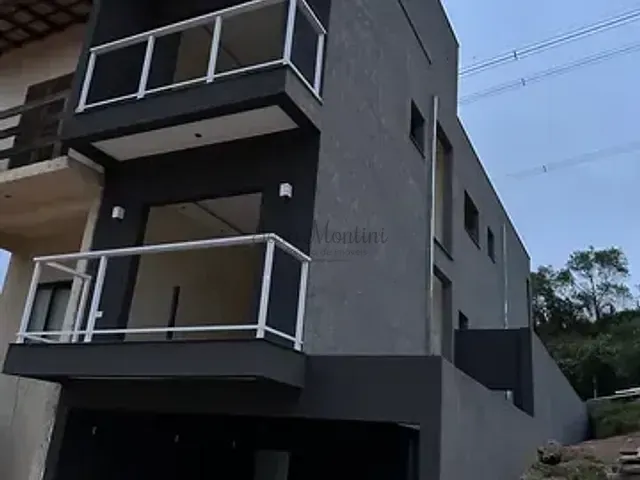 Sobrado com 125m² 3 quartos e 3 banheiros, à venda, no bairro Sítio Boa Vista em Cotia