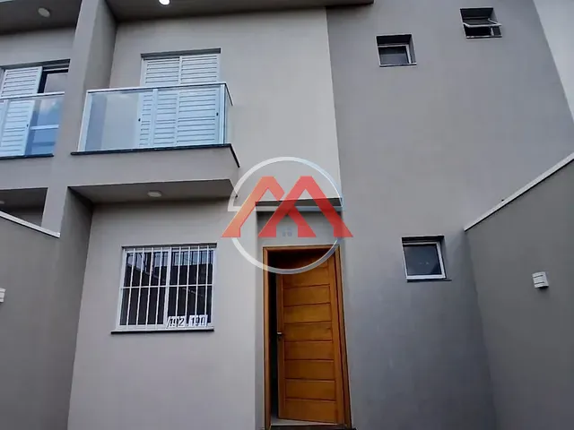 Sobrado 3 quartos e 2 banheiros, à venda, no bairro Vila União (Zona Leste) em São Paulo