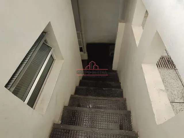 Sobrado com 136m² 4 quartos e 2 banheiros, à venda, no bairro Jardim Tatiane em Barueri