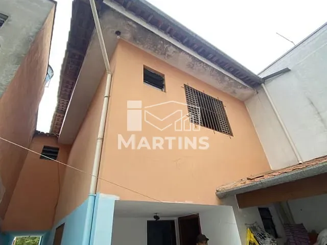Sobrado 3 quartos e 1 banheiro, à venda, no bairro Parque Marabá em Taboão da Serra