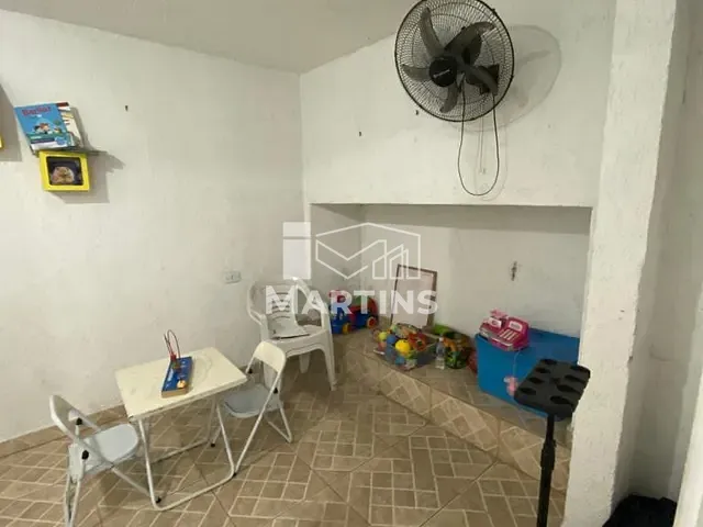 Sobrado 3 quartos e 1 banheiro, à venda, no bairro Parque Marabá em Taboão da Serra