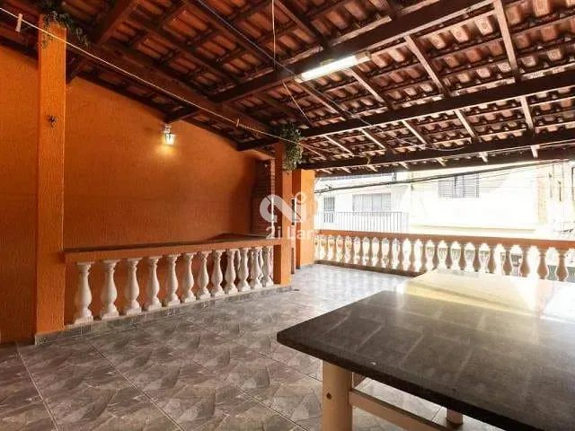 Sobrado com 125m² 3 quartos e 3 banheiros, à venda, no bairro Helena Maria em Osasco