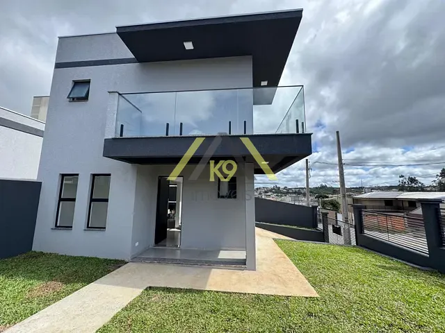 Sobrado com 155m² 3 quartos e 3 banheiros, à venda, no bairro Paloma em Colombo