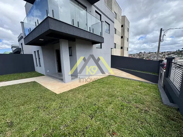 Sobrado com 155m² 3 quartos e 3 banheiros, à venda, no bairro Paloma em Colombo
