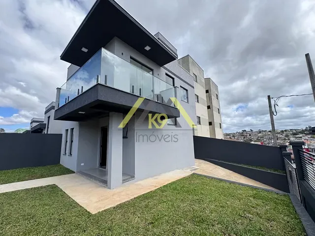 Sobrado com 155m² 3 quartos e 3 banheiros, à venda, no bairro Paloma em Colombo