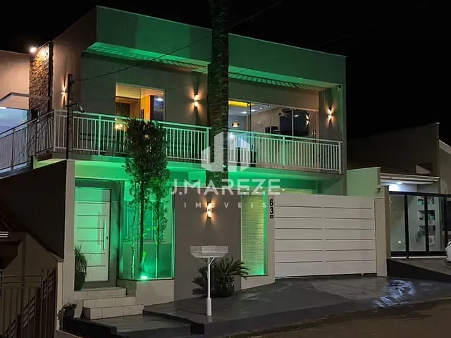 Sobrado com 188m² 3 quartos e 3 banheiros, à venda, no bairro Pirapó em Pirapó