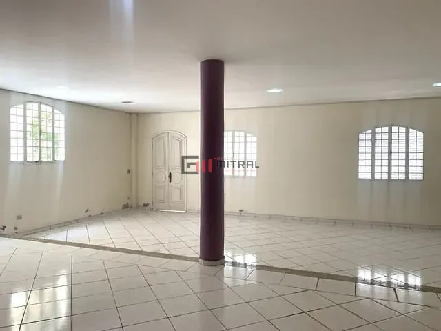 Sobrado com 504m² 6 quartos e 5 banheiros, à venda, no bairro Canaã em Londrina
